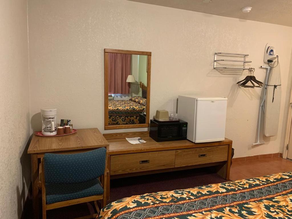 Western Motel Деминг Екстериор снимка