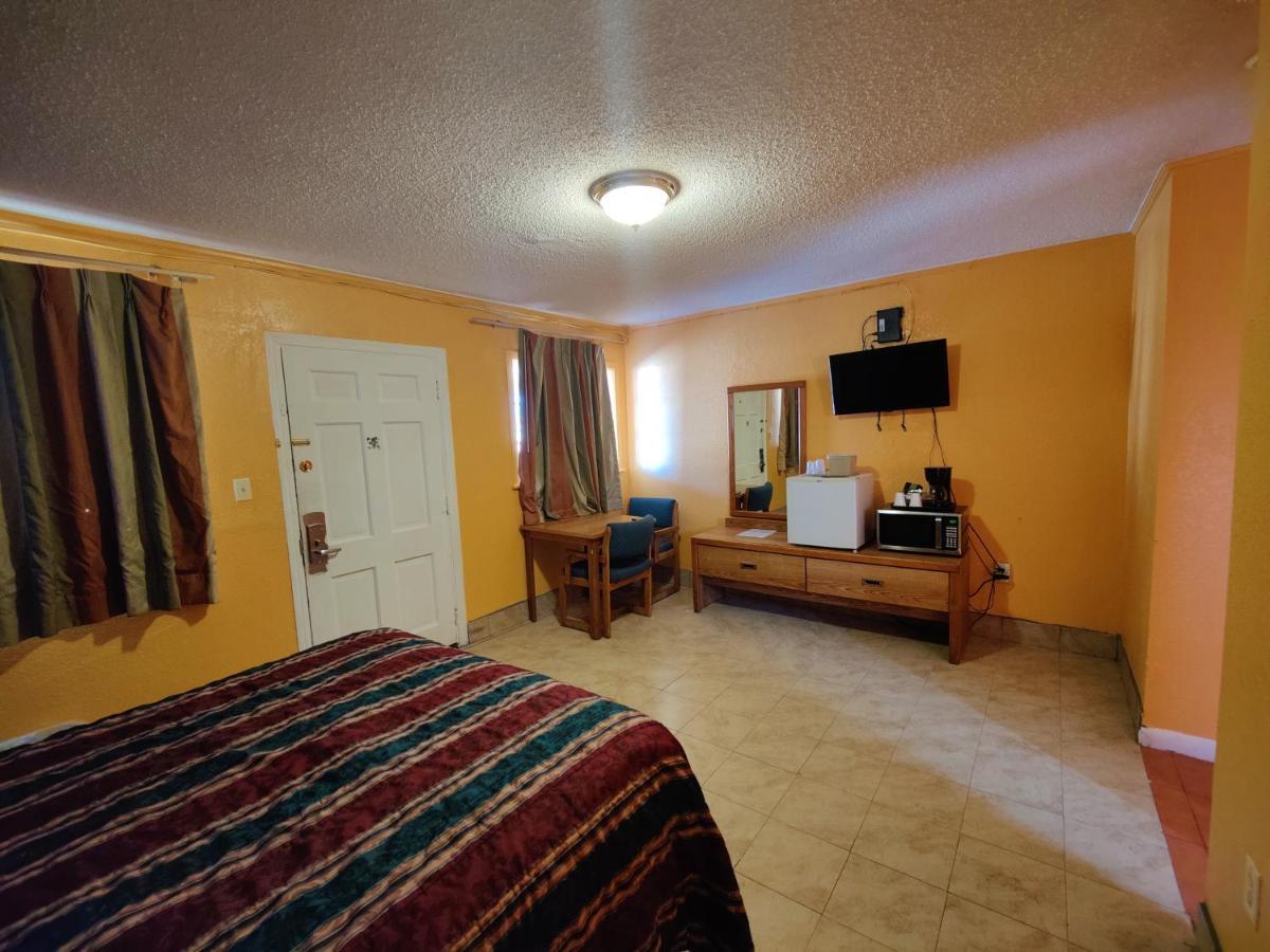 Western Motel Деминг Екстериор снимка