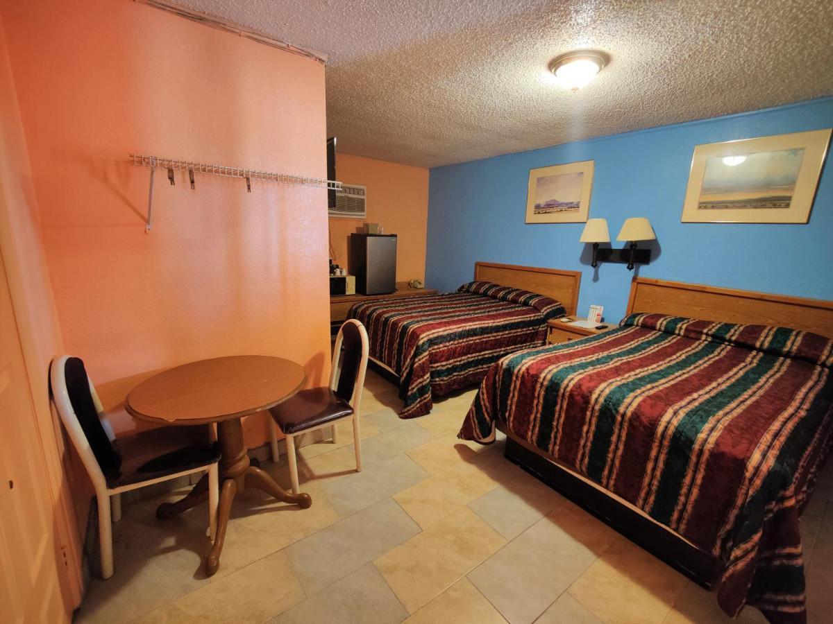 Western Motel Деминг Екстериор снимка