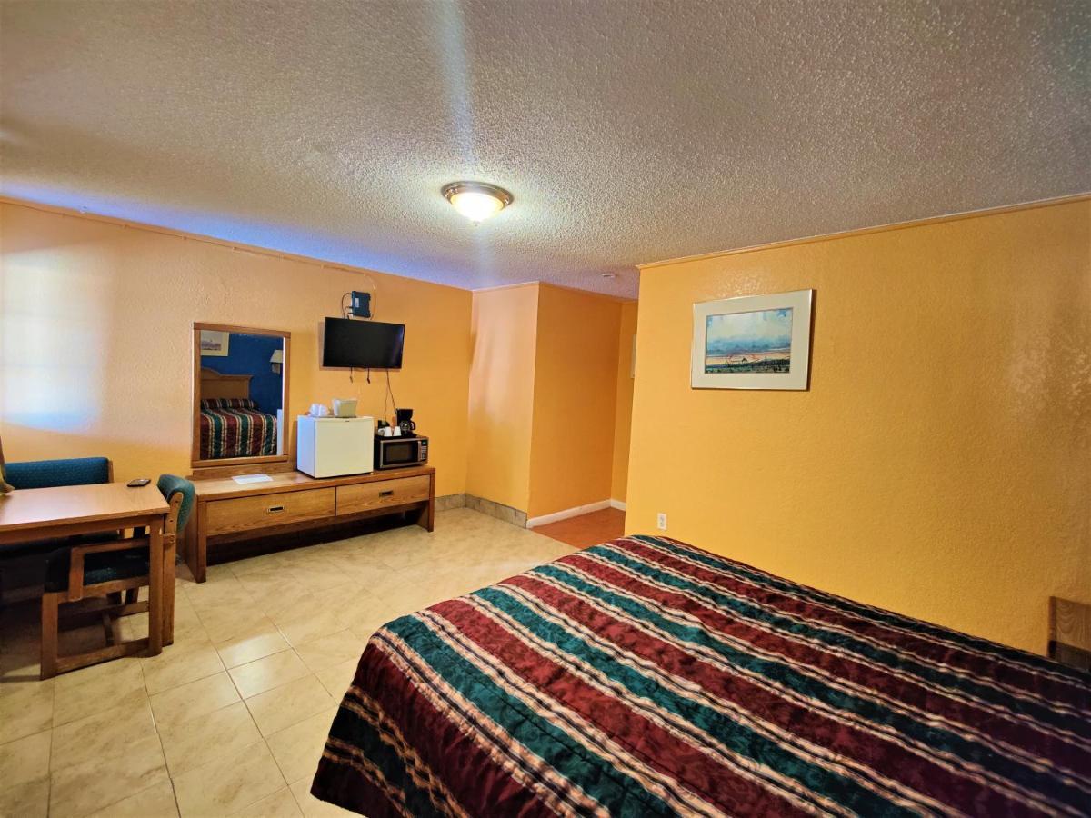 Western Motel Деминг Екстериор снимка